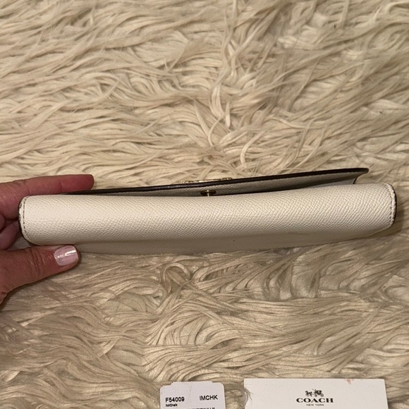 Coach white Leather Wallet - Picture 10 of 12